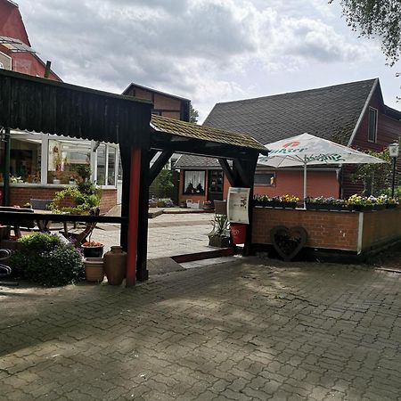 Uschi'S Gasthof Neuendorf  Exterior foto